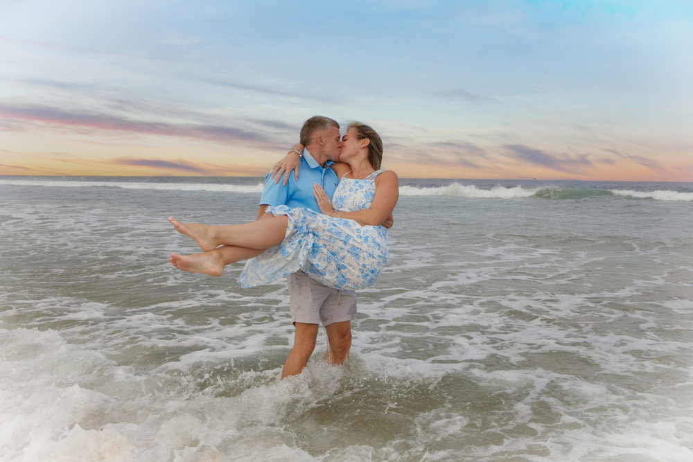 The engagement session of Bevin and Dan at the Jersey Shore